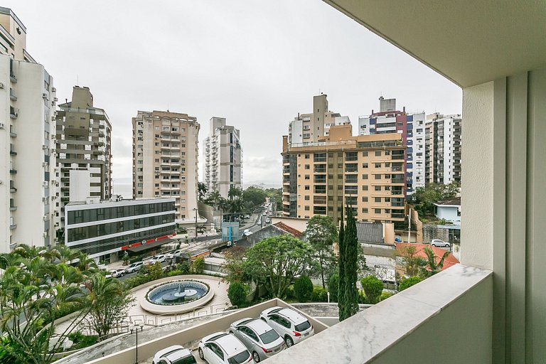 Swimming pool | 200m from Beiramar Shopping #CA06