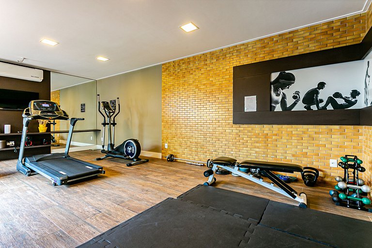 Me2 | APT 1Q | Modern and cozy close to the BEACH in a COMPL