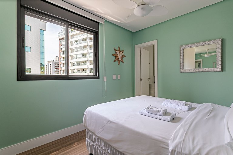 Partial SEA view in great location #CA24