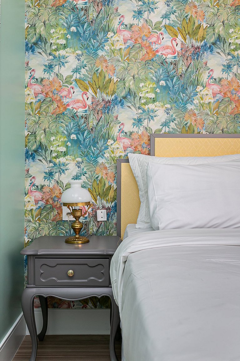 Partial SEA view in great location #CA24