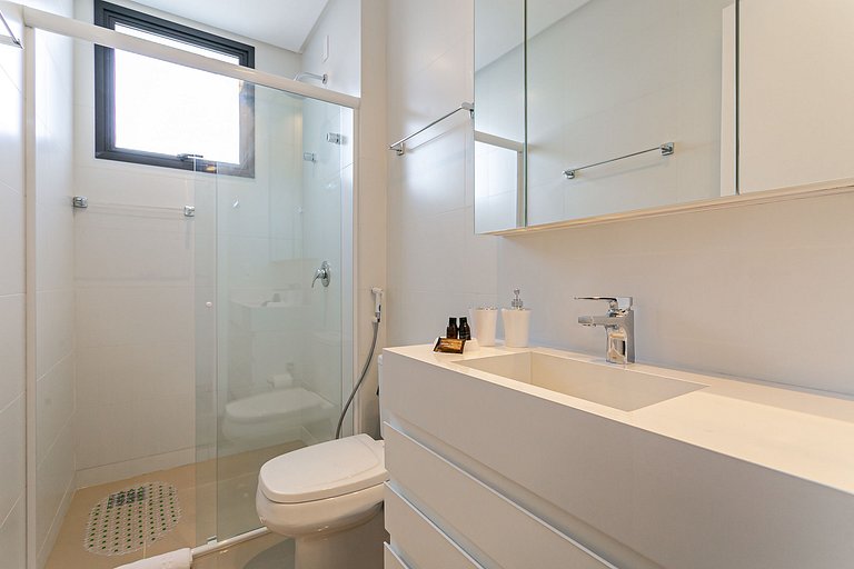 Partial SEA view in great location #CA24