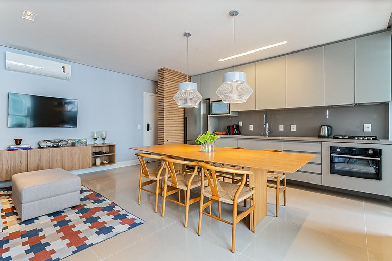 Partial SEA view in great location #CA24