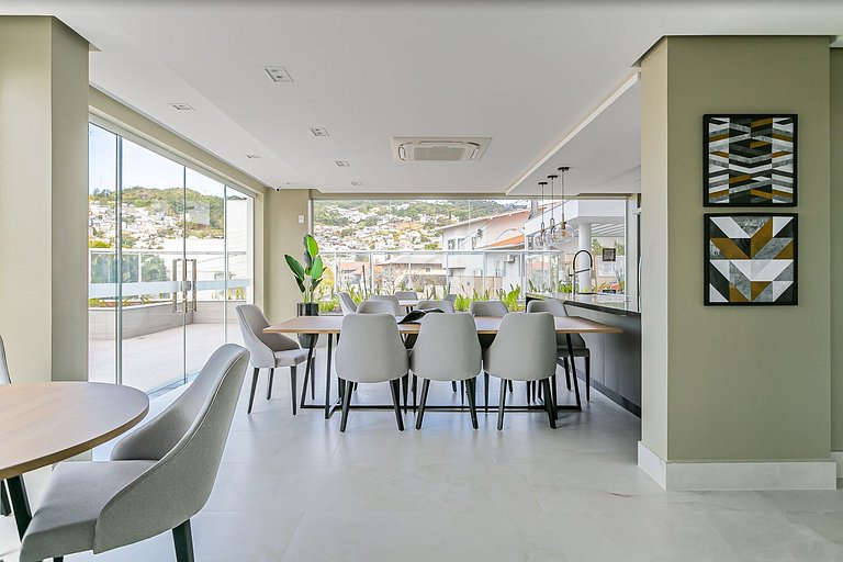 Partial SEA view in great location #CA24