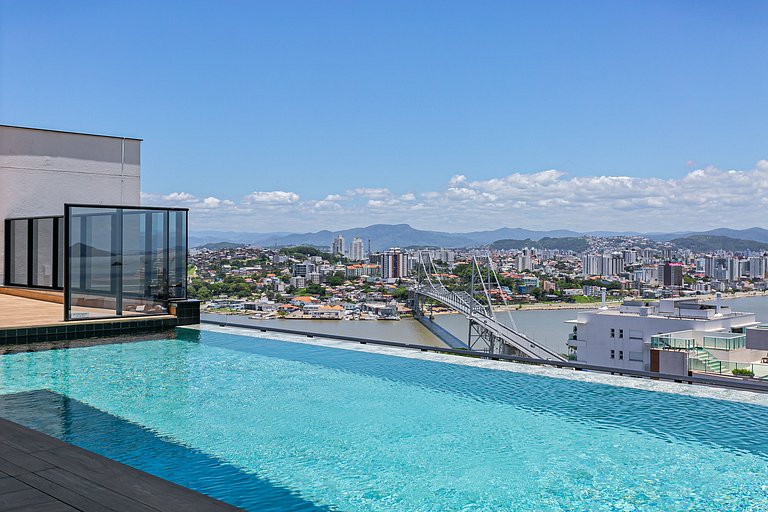 Pool with Sea View | WI-FI 200MB | Foodhall #TT5