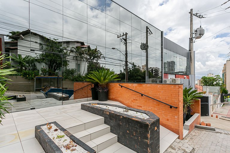 Studio novo próximo ao Beiramar Shopping #HKSP01