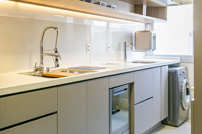 200m from Beiramar Shopping | WI-FI 100mb #CA43