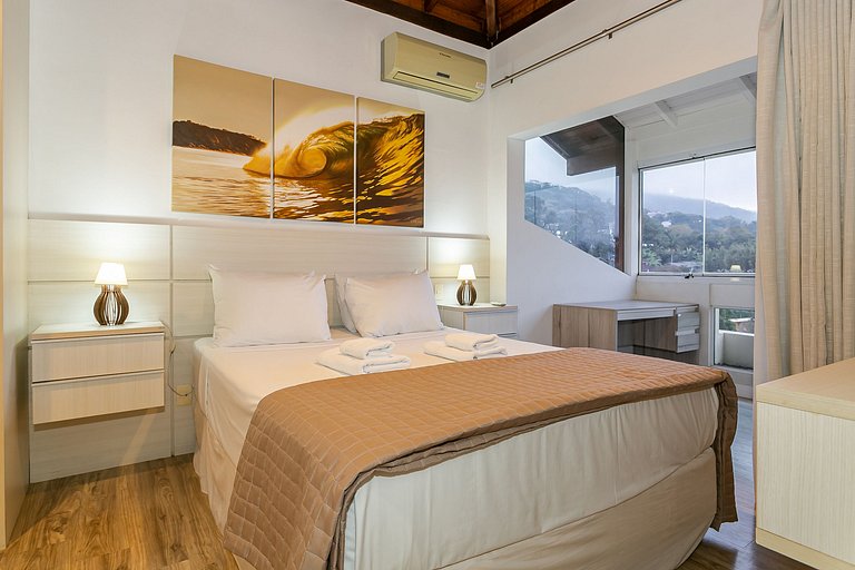 Duplex with Barbecue on Balcony #LA11