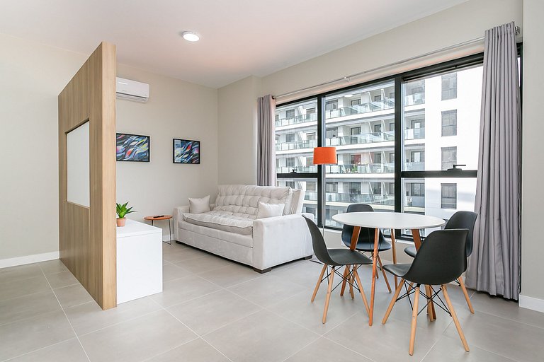 WI-FI 500mb | SEA and Bridge Views #CA51