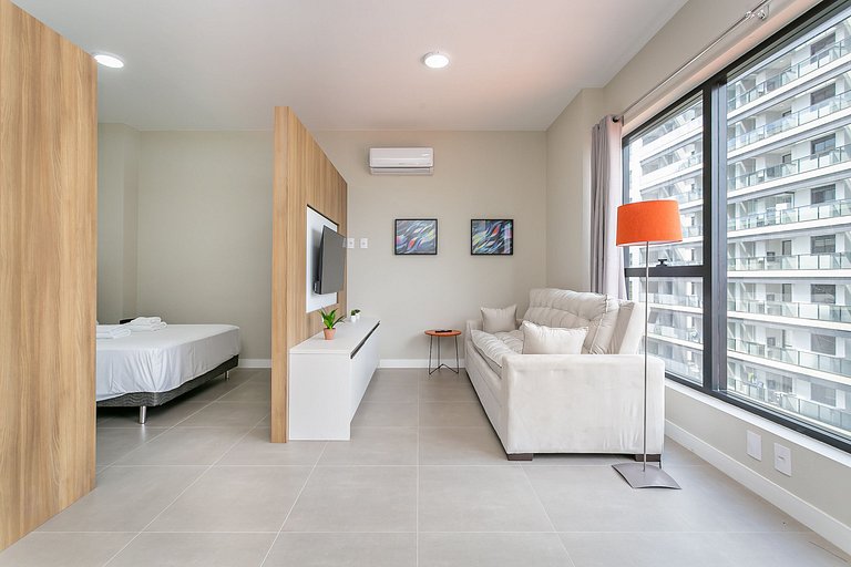 WI-FI 500mb | SEA and Bridge Views #CA51