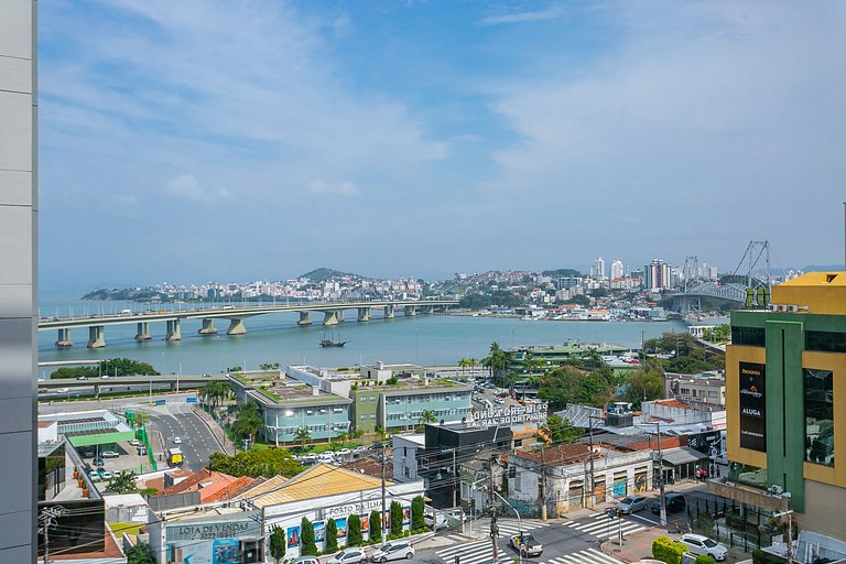 WI-FI 500mb | SEA and Bridge Views #CA51