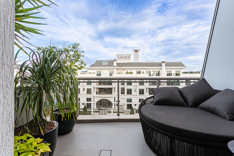 Penthouse with partial SEA view and Jacuzzi #JA28