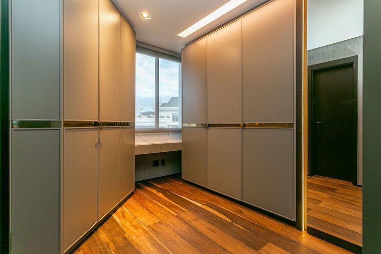 Penthouse with partial SEA view and Jacuzzi #JA28