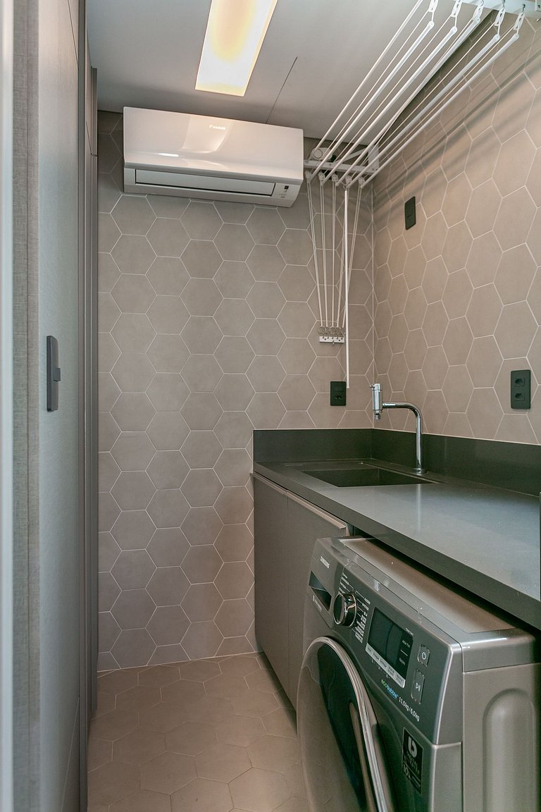 Penthouse with partial SEA view and Jacuzzi #JA28