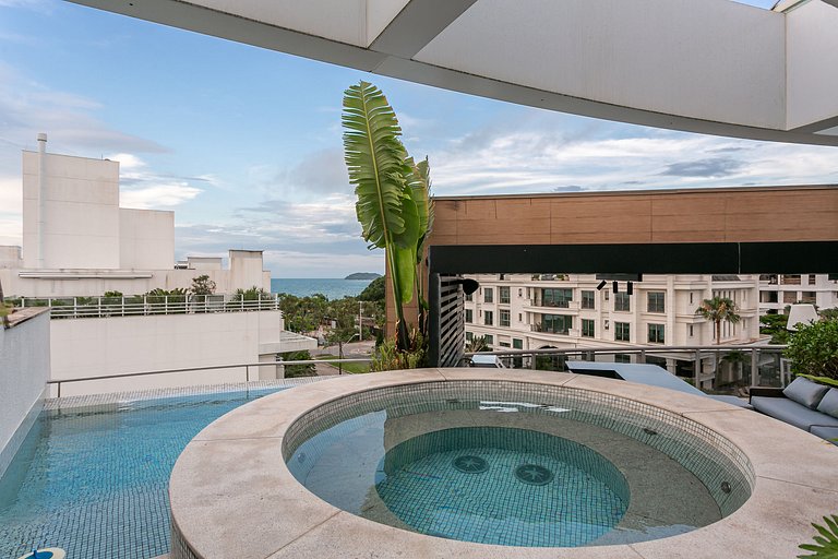 Penthouse with partial SEA view and Jacuzzi #JA28