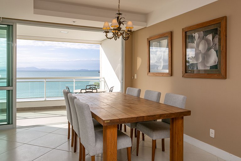 SEA FRONT | Balcony with Barbecue grill #CHA06