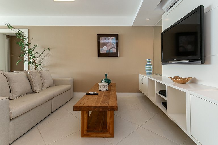 SEA FRONT | Balcony with Barbecue grill #CHA06