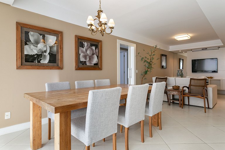 SEA FRONT | Balcony with Barbecue grill #CHA06