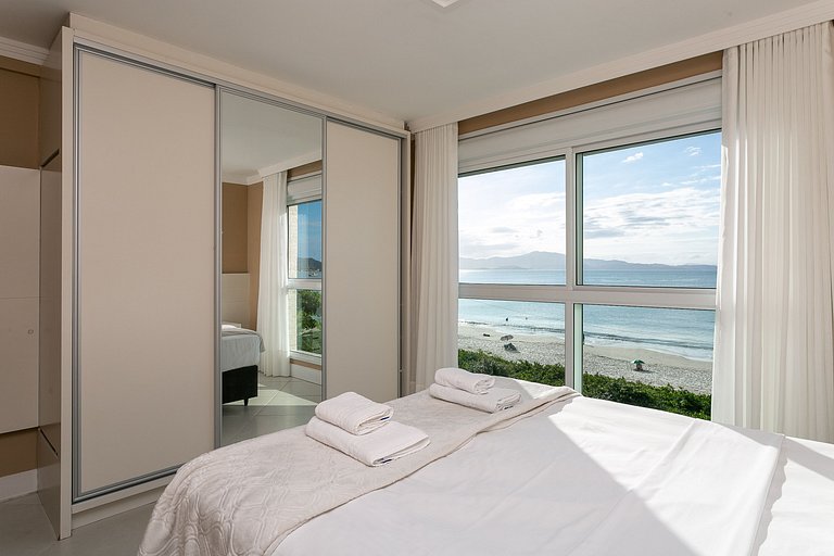 SEA FRONT | Balcony with Barbecue grill #CHA06