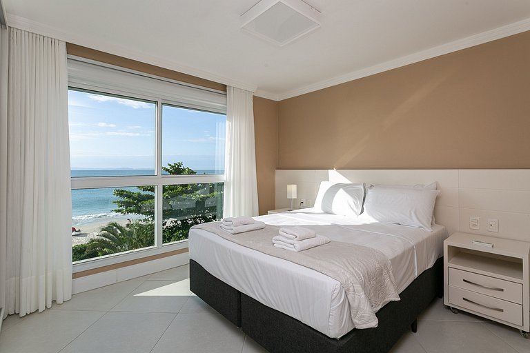 SEA FRONT | Balcony with Barbecue grill #CHA06