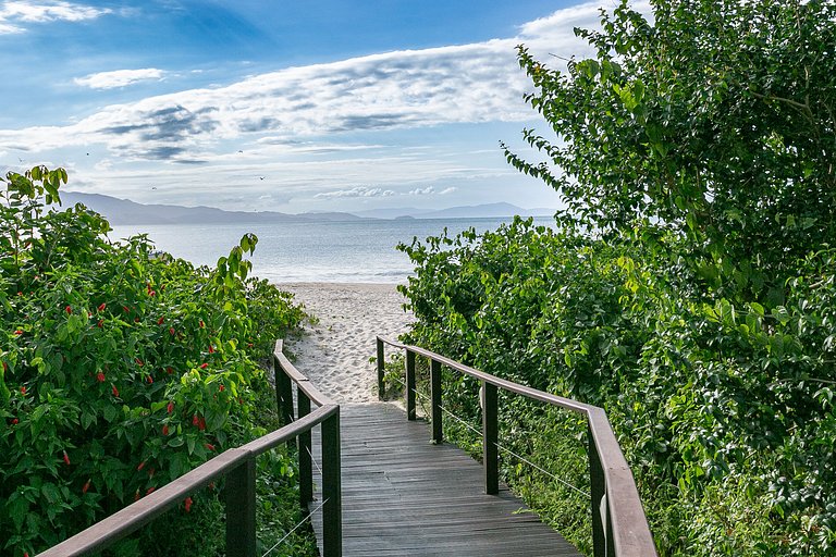Oceanfront | 3 Suites | Barbecue Grill #CHA06
