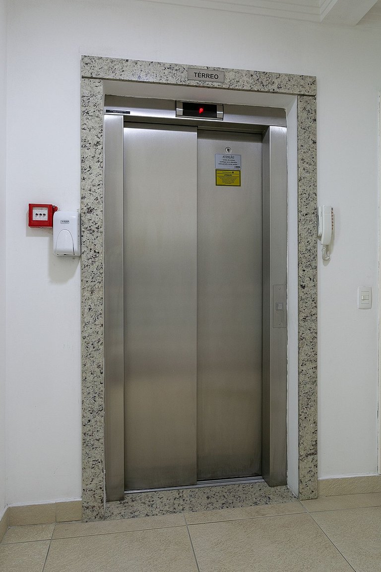 SEA FRONT | Balcony with Barbecue grill #CHA06