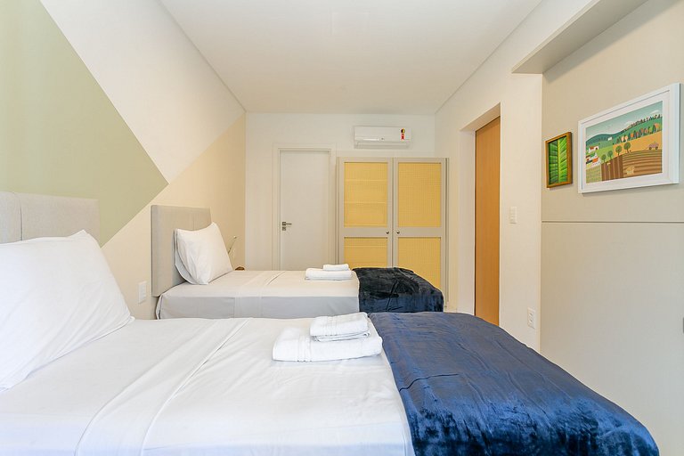 Partial SEA view from the balcony in Jurerê #JA24D