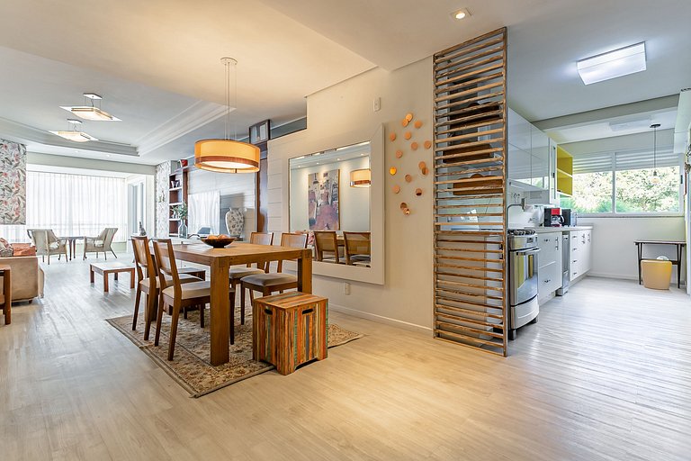 Apartment 500m from P12 in Jurerê #JA25D