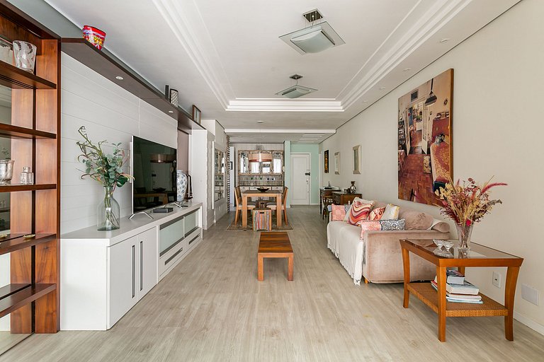 Apartment 500m from P12 in Jurerê #JA25D