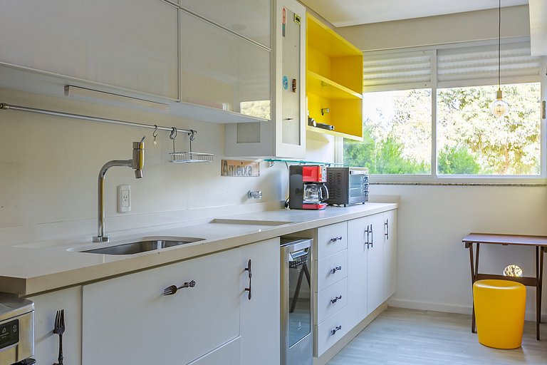 Apartment 500m from P12 in Jurerê #JA25D