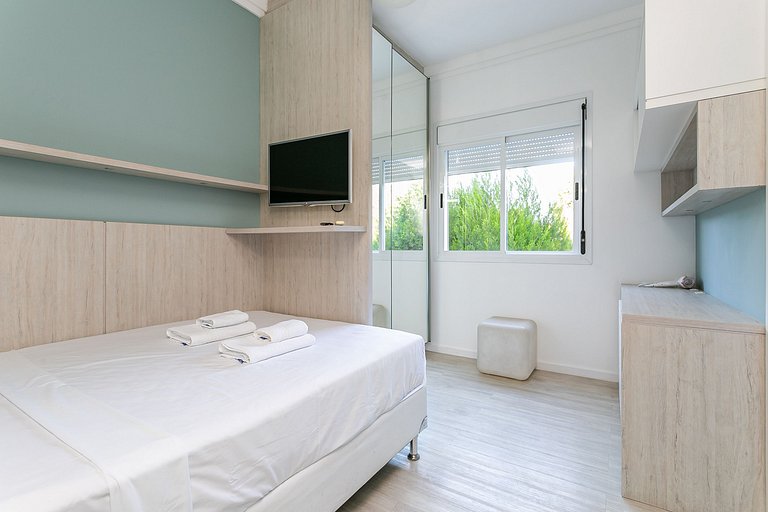 Apartment 500m from P12 in Jurerê #JA25D