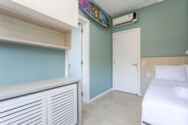 Apartment 500m from P12 in Jurerê #JA25D