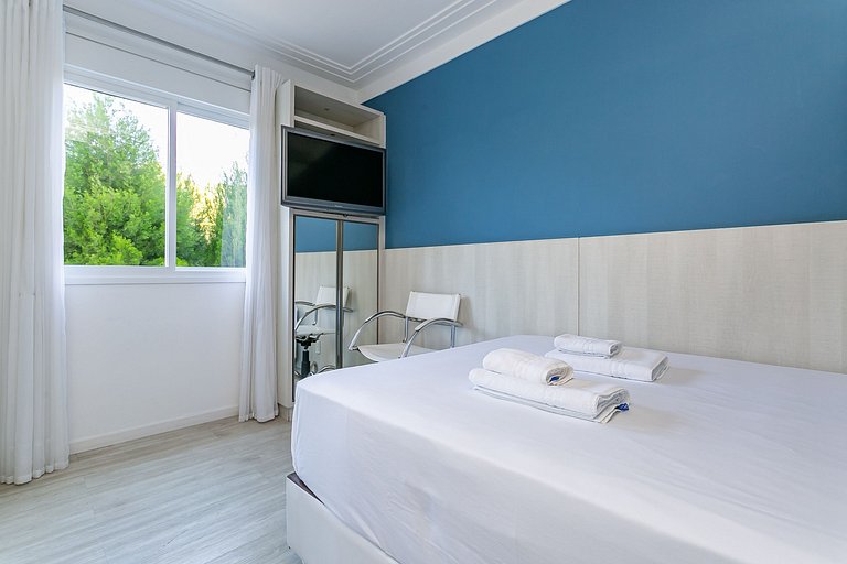 Apartment 500m from P12 in Jurerê #JA25D