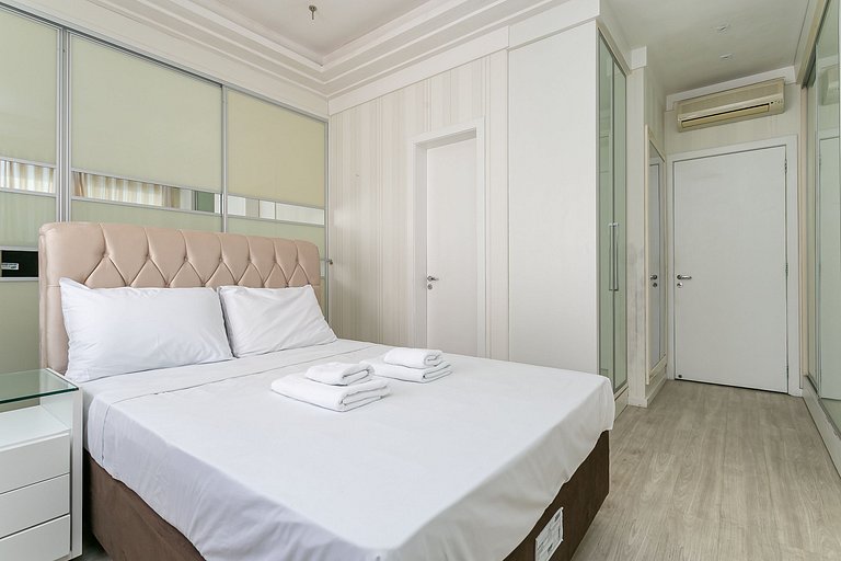 Apartment 500m from P12 in Jurerê #JA25D