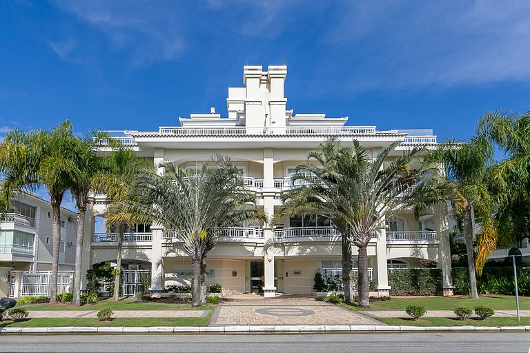 Apartment 500m from P12 in Jurerê #JA25D