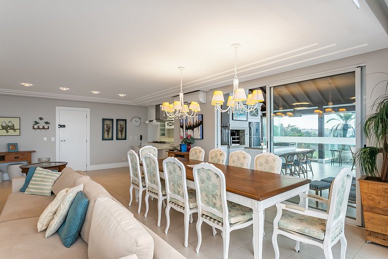 SEA Front Penthouse | WI-FI 600mb | Pool #CSA03