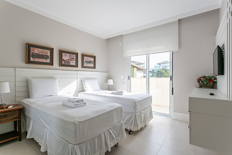 SEA Front Penthouse | WI-FI 600mb | Pool #CSA03