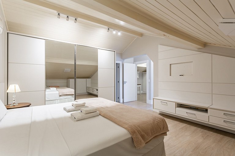 SEA Front Penthouse | WI-FI 600mb | Pool #CSA03