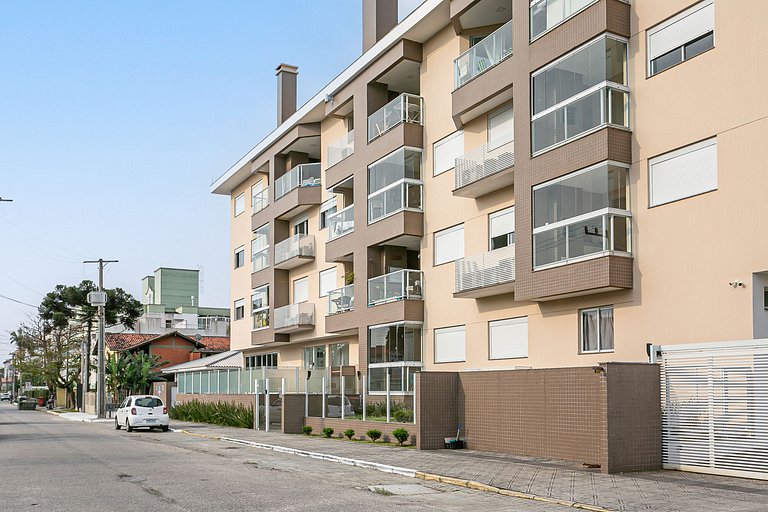 500m to Beach | Dining | Walkable #CANA13