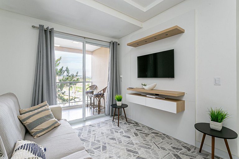 500m to Beach | Dining | Walkable #CANA13