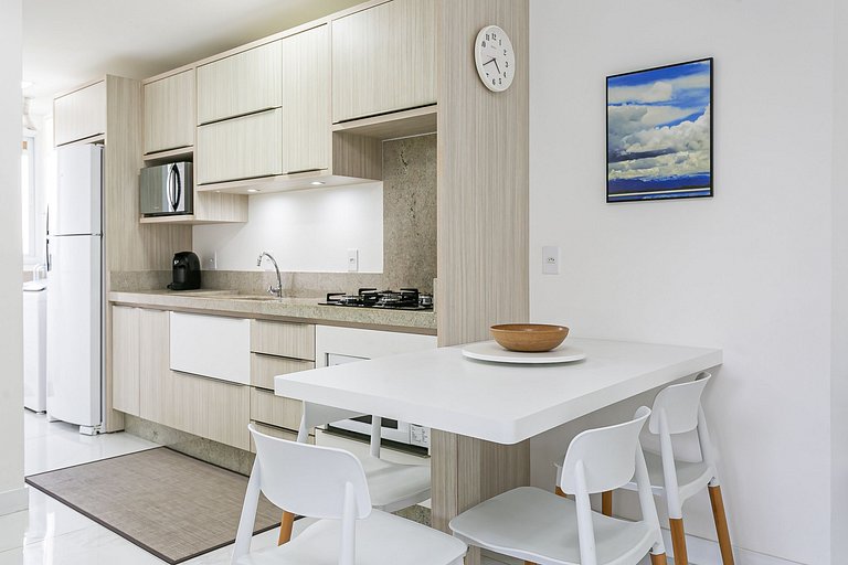 500m to Beach | Dining | Walkable #CANA13
