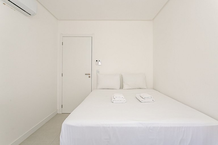 WI-FI 800MB | 500m from Ingleses Beach #IA26