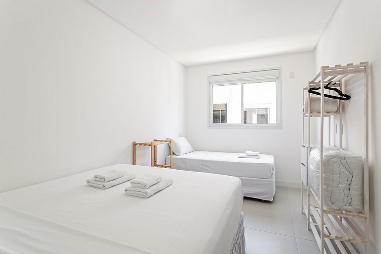 WI-FI 800MB | 500m from Ingleses Beach #IA26