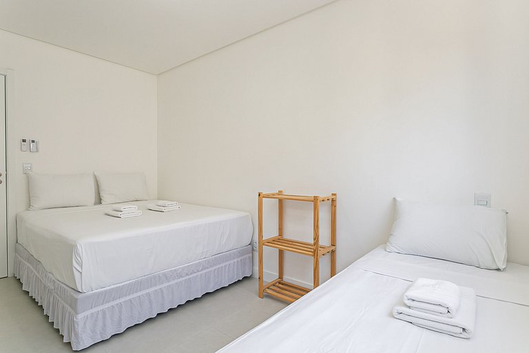 WI-FI 800MB | 500m from Ingleses Beach #IA26