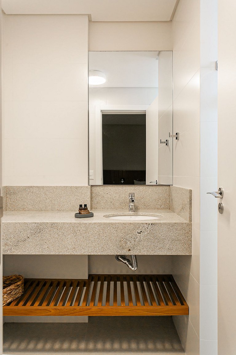 WI-FI 350MB | 150m from Jurerê Beach #JA29