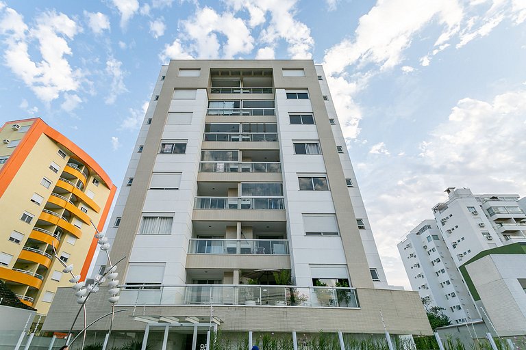 50" Smart TV | 500 meters from UFSC #TRINA03D