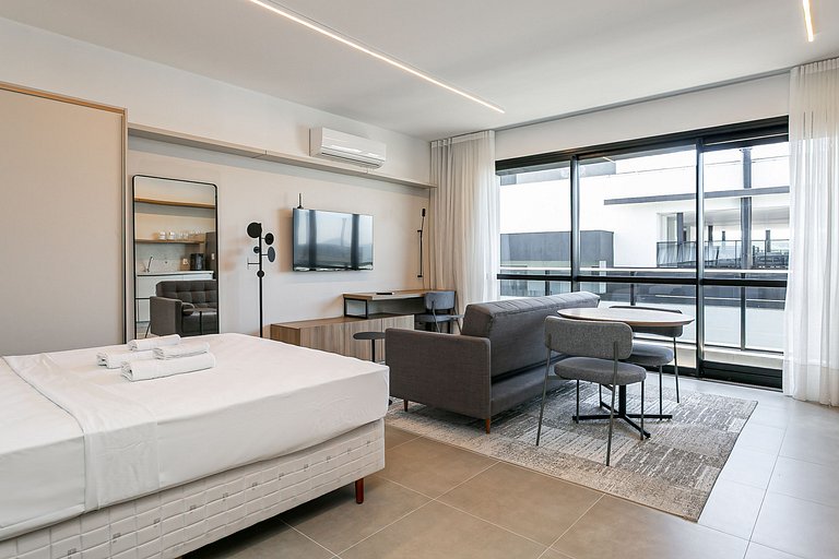 Pool with Sea View | WI-FI 200MB | Foodhall #TT3