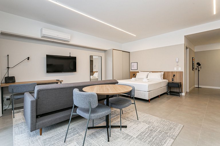 Pool with Sea View | WI-FI 200MB | Foodhall #TT3