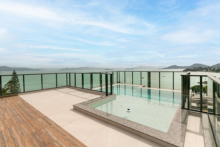 Rooftop Pool with Sea View | WI-FI 200mb #CAC01