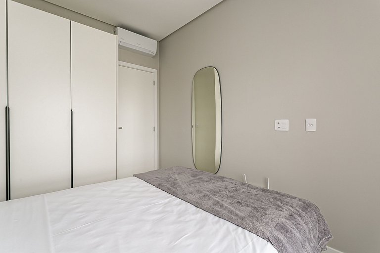 WIFI 1000MB | Swimming Pool | 50” Smart TV #CHA08D