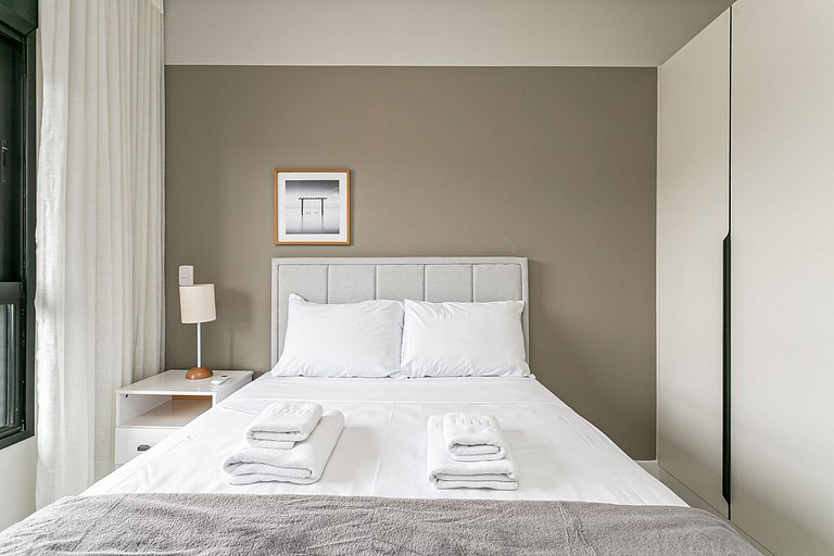 WIFI 1000MB | Swimming Pool | 50” Smart TV #CHA08D